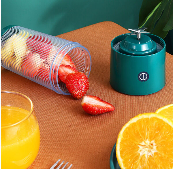 Rechargeable Portable Juicer Cup Small Portable Fruit Juice Machine - Image 4