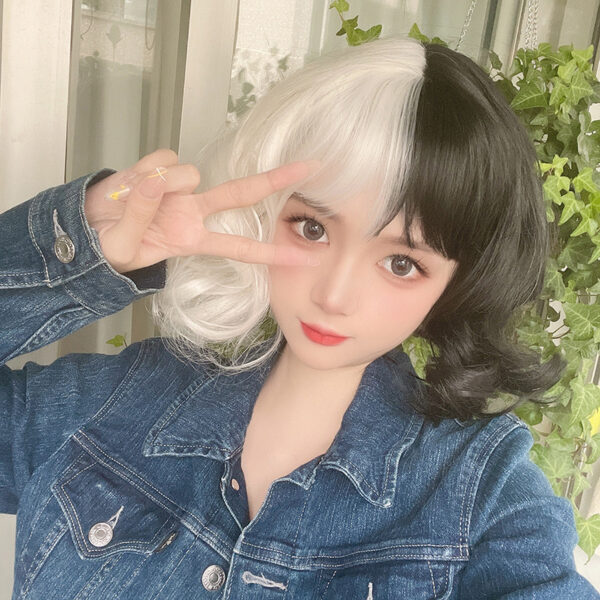 Movie Cruella Wig Anime Cosplay Black And White Color Combination Short Curly Hair - Image 4