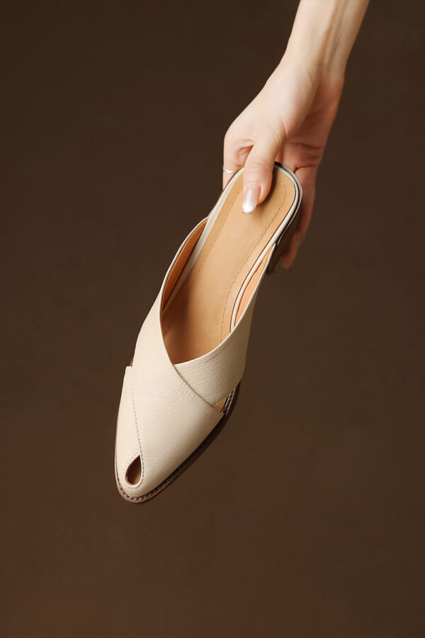 Chunky Heel Mid Heel Hollow Out High Grade Sense Closed Toe Slippers - Image 3