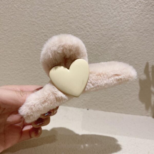 Korea Dongdaemun Love Plush Autumn Winter Grab Clip - Image 6