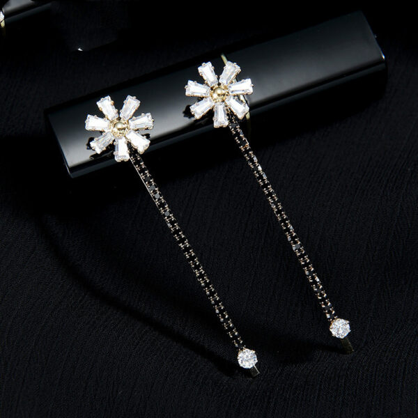 Hairpin side clip short headdress - Image 3