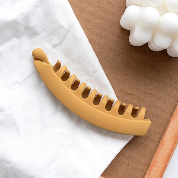 Banana Hair Clip Claws Banana Chic Hair Clamps Hairpin Strong Hold Ponytail Holder Clip Matte Banana Clips For Women Girls - Image 9