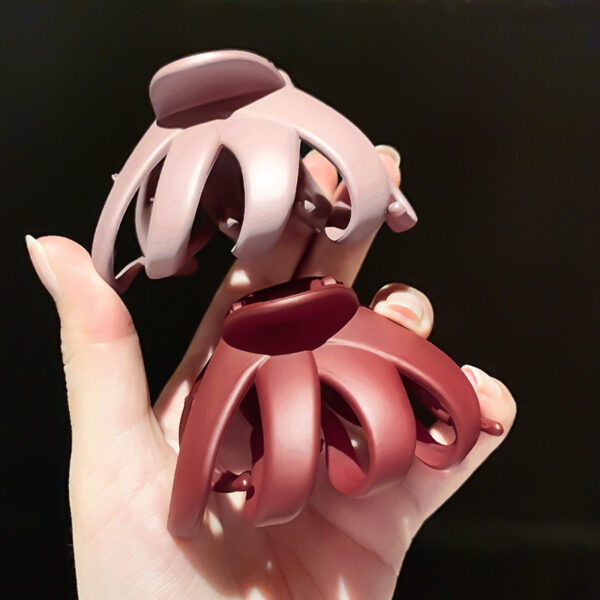 Hair Clip  Female Hair Clip - Image 1