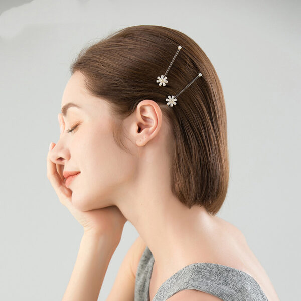 Hairpin side clip short headdress - Image 1