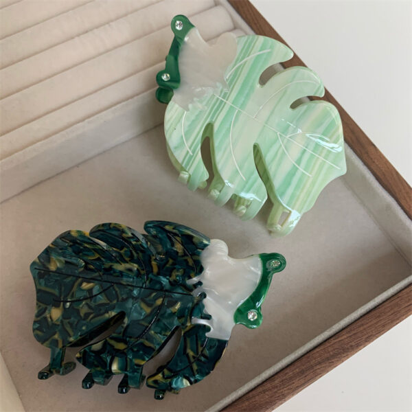 Frog Grip Color Matching Hair Claw Shark Clip Hair Accessories - Image 4
