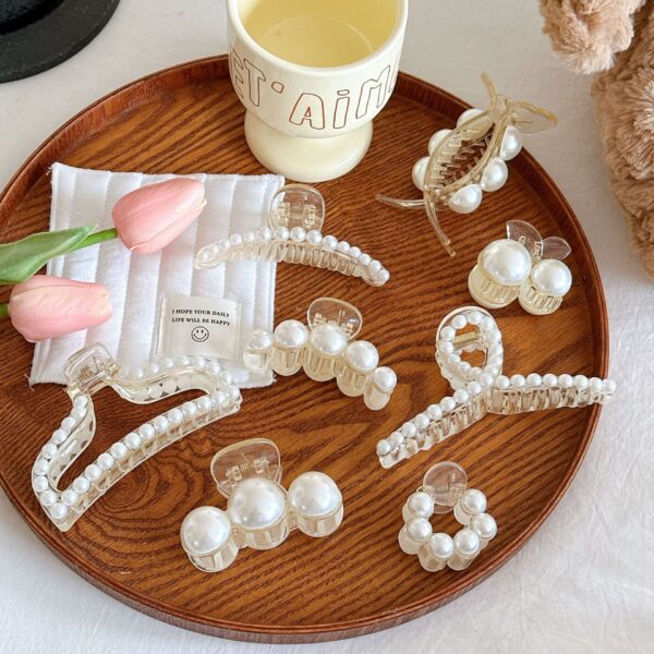 Sweet Korean Style Pearl Grace Barrettes