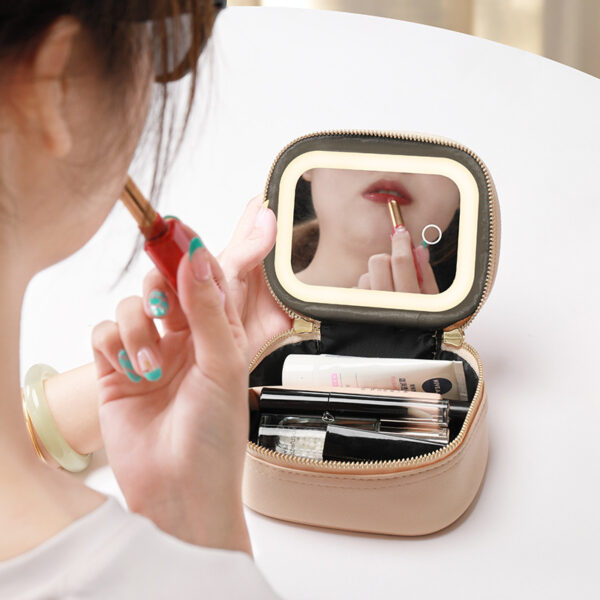 Cosmetic Bag Portable With LED Light - Image 3