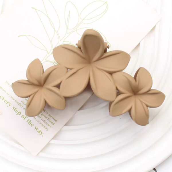 All-matching Updo Hair Clip Hairpin Headdress Frosted Flowers - Image 8