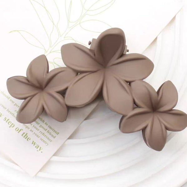 All-matching Updo Hair Clip Hairpin Headdress Frosted Flowers - Image 7