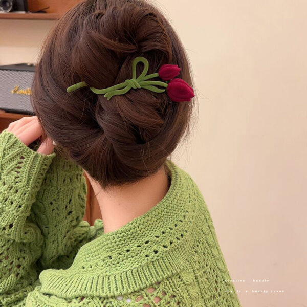 Flocking Tulip Barrettes Female Back Head Hair Updo - Image 1